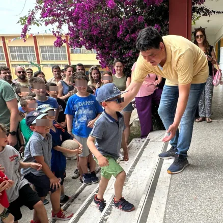 Απονομές στα σχολικά πρωταθλήματα σκακιού υπό τον σκακιστικό ομίλου Ηλιούπολης (ΣΟΗ)