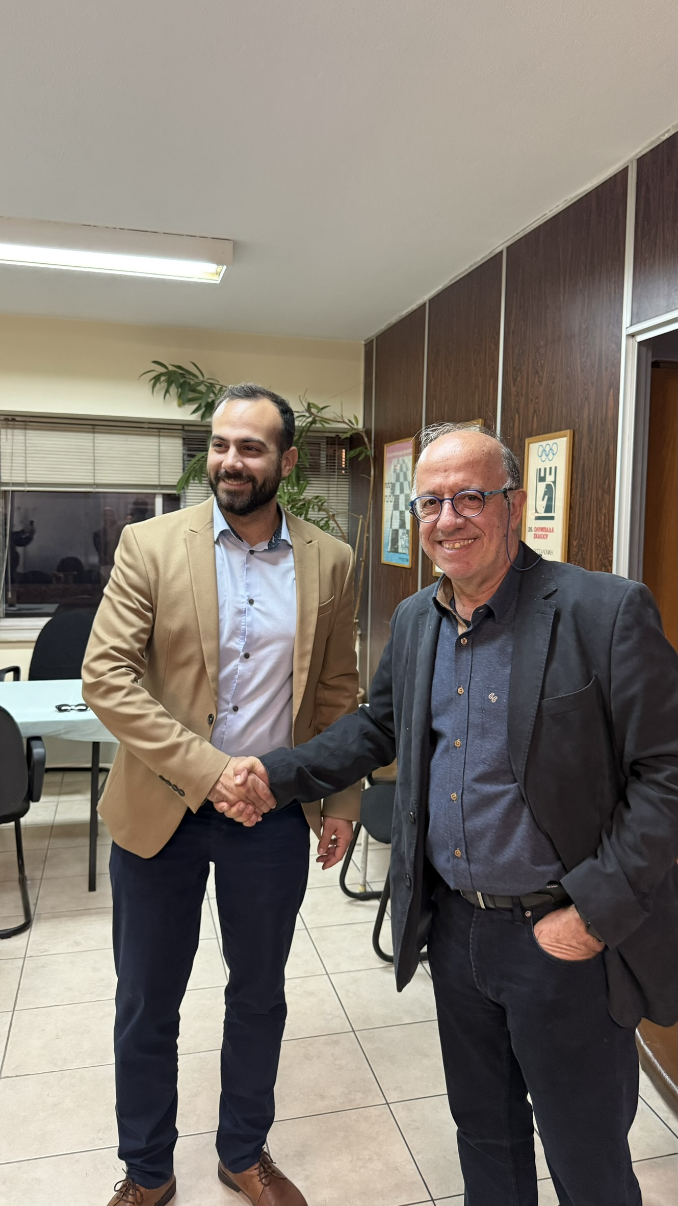 Πρόεδρος της ΕΣΣΝΑ ο Πρόεδρος του ΣΟΗ